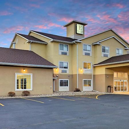Estherville Hotel & Suites エクステリア 写真